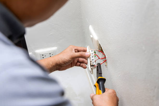 Best Electrical Installation Contractor  in State Center, IA
